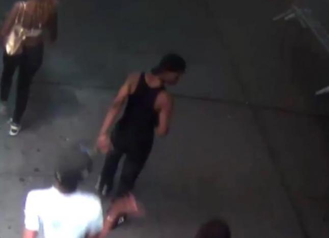 New York Police released a video of a man, seen in this still image taken from that video, suspected of setting fire to a traditionally-dressed Muslim woman as she window shopped on Park Avenue, in New York, U.S. September 13, 2016.  New York Police Department/Handout via REUTERS