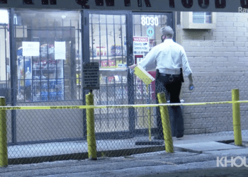 Texas store clerk