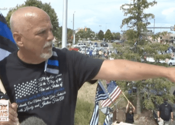 Thin Blue Line flags