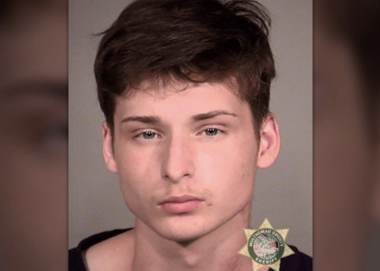 Portland rioter