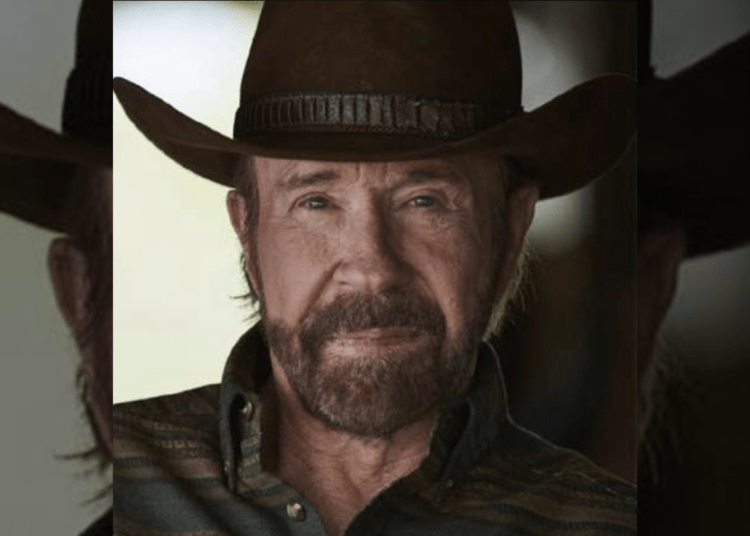 Chuck Norris has a message for America after he's accused ...