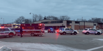 Wisconsin police exchange gunfire